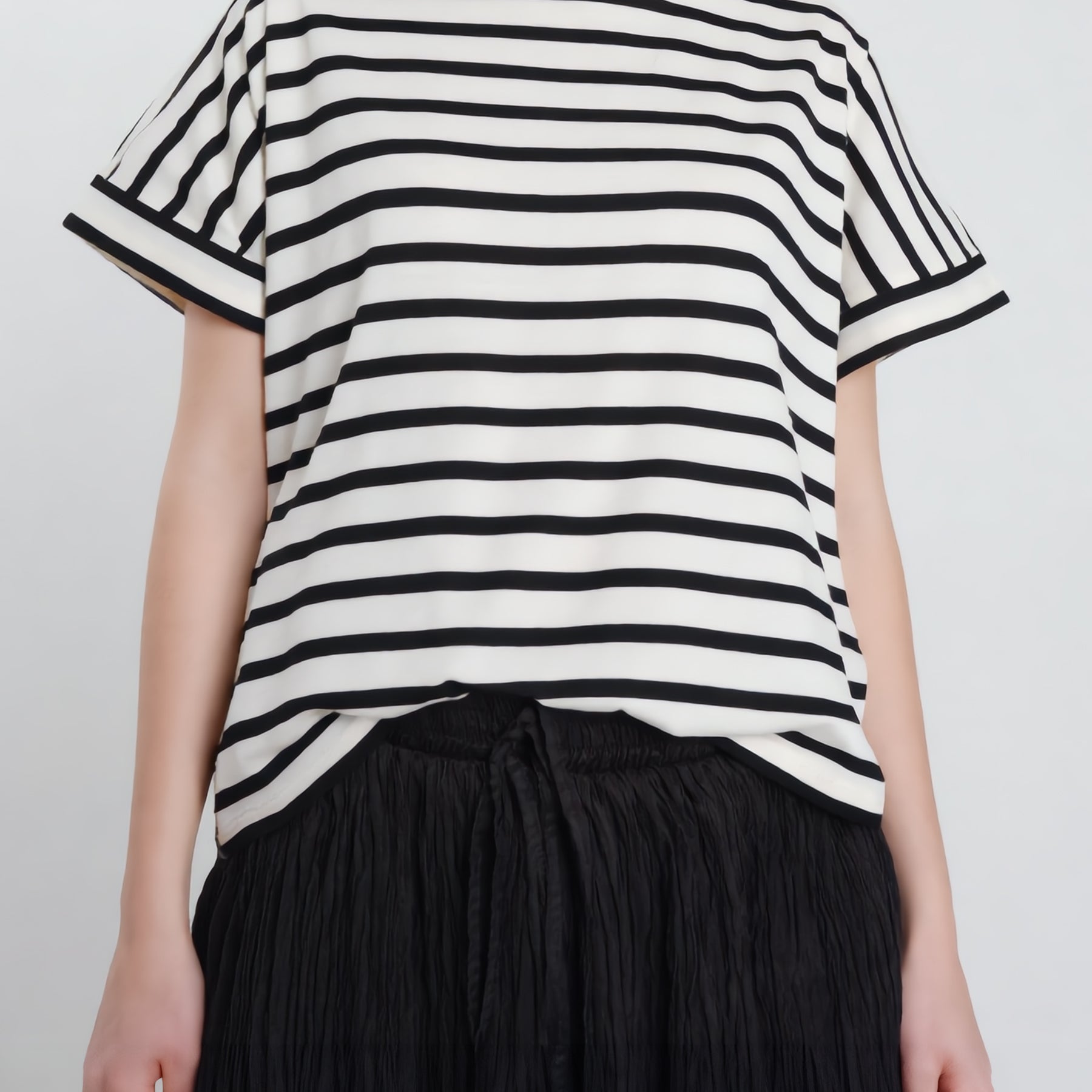 SUSY MIX T-Shirt Donna Girocollo Viscosa Leggera Rigata 12140