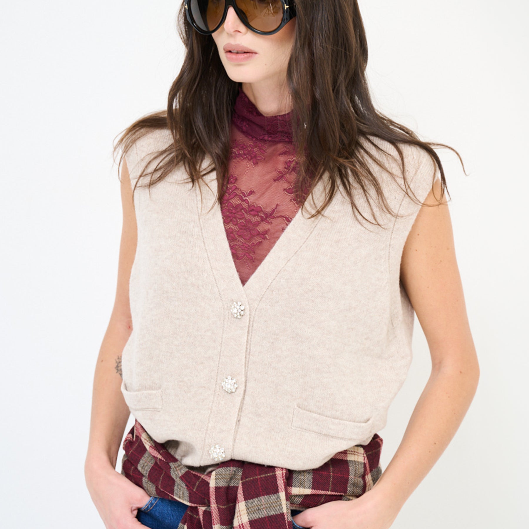 KIKISIX Gilet Caldo Donna in Lana con Scollo V e Bottoni Gioiello ART. KXGL1842