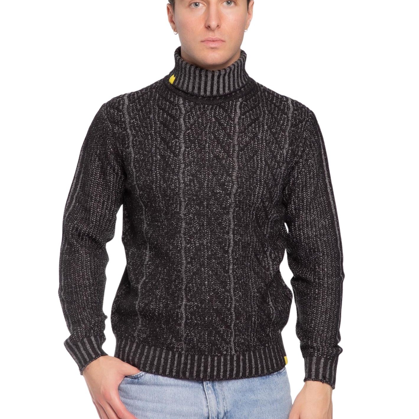 Maglia Dolcevita lavorazione vanisé MARKUP MK590121