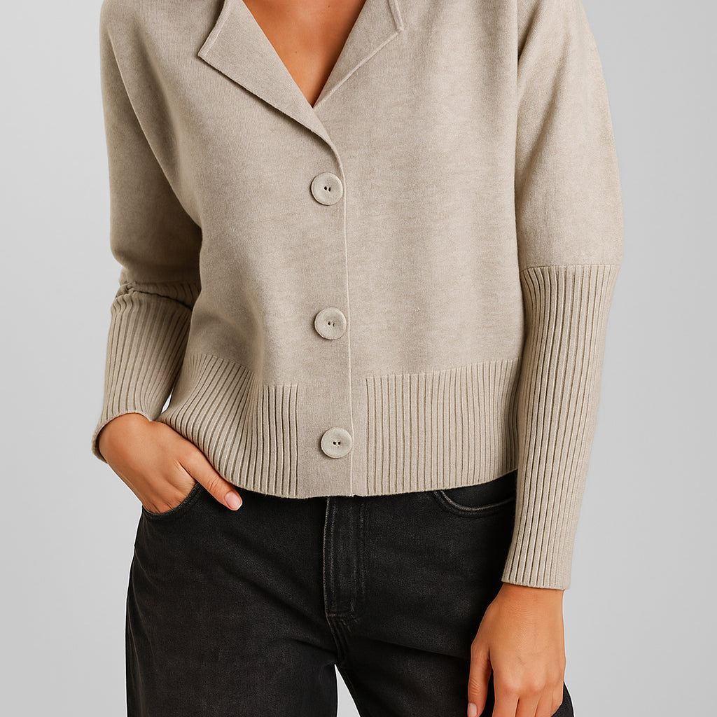 SUSY MIX Maglioncino Giacca Donna con Rever e Tre Bottoni
