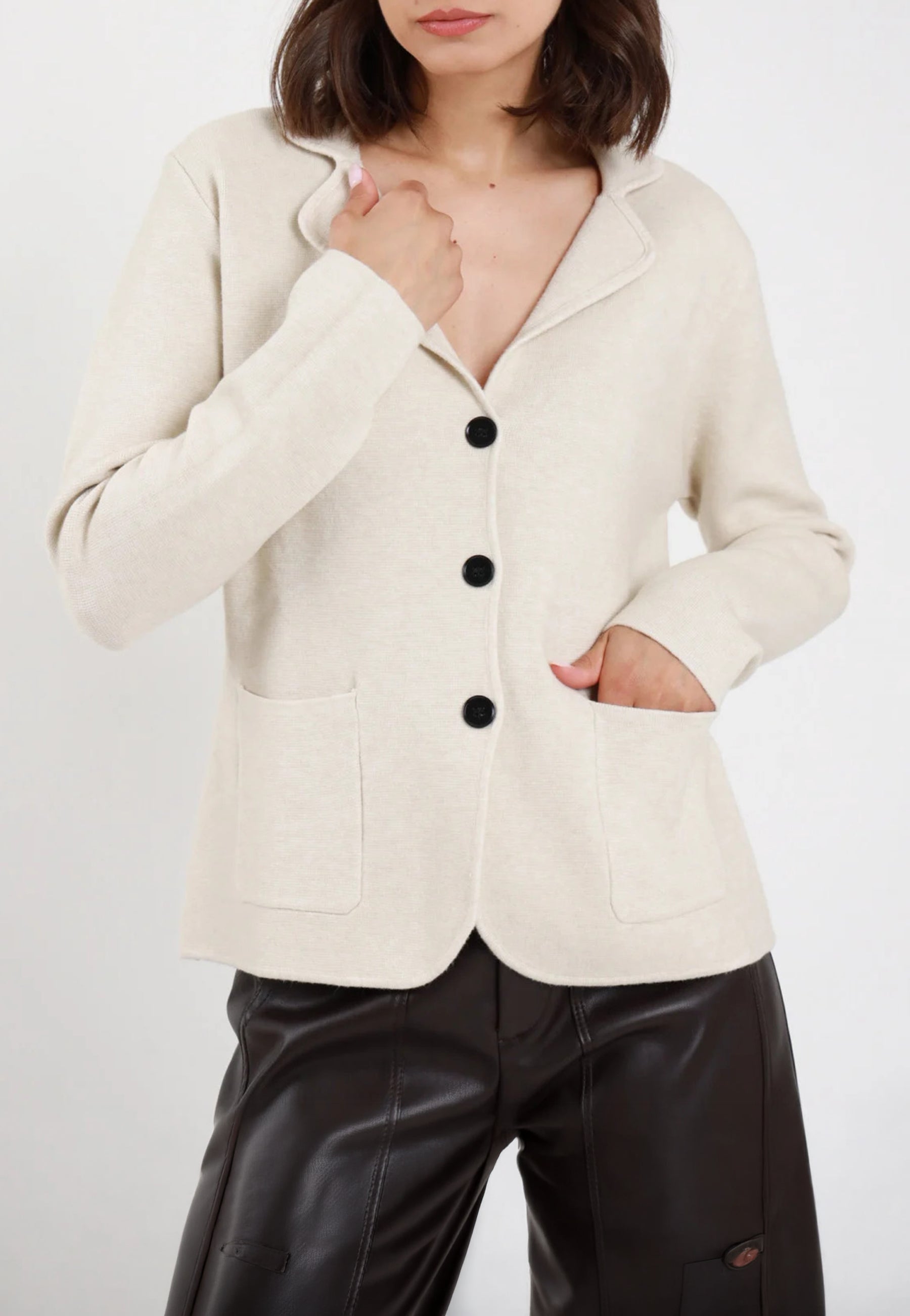 SUSY MIX Giacca Donna 3 Bottoni Taschine Frontali in Maglia M184
