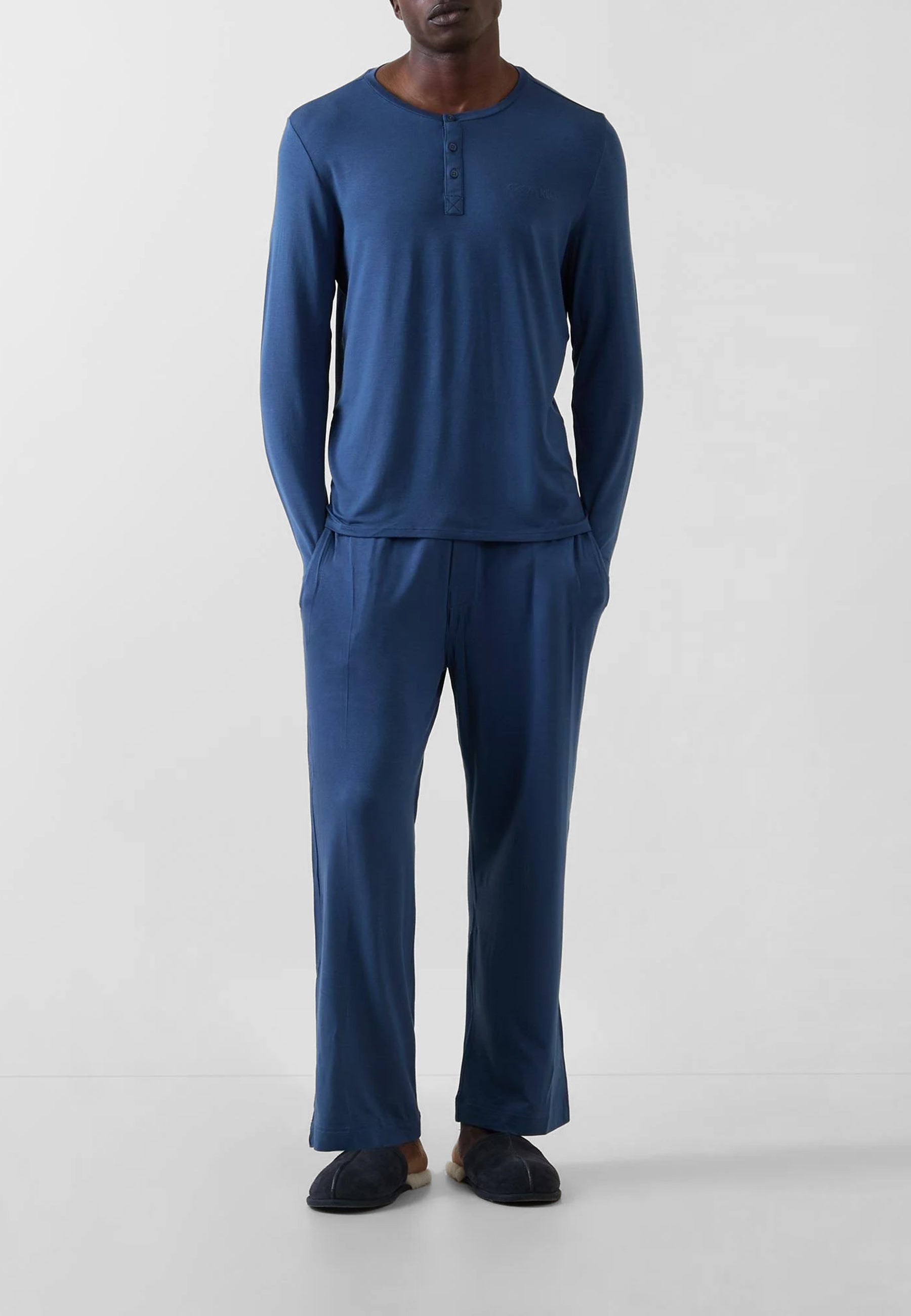 CALVIN KLEIN Pigiama uomo manica lunga in morbido tessuto modal ART. LV00NM2952